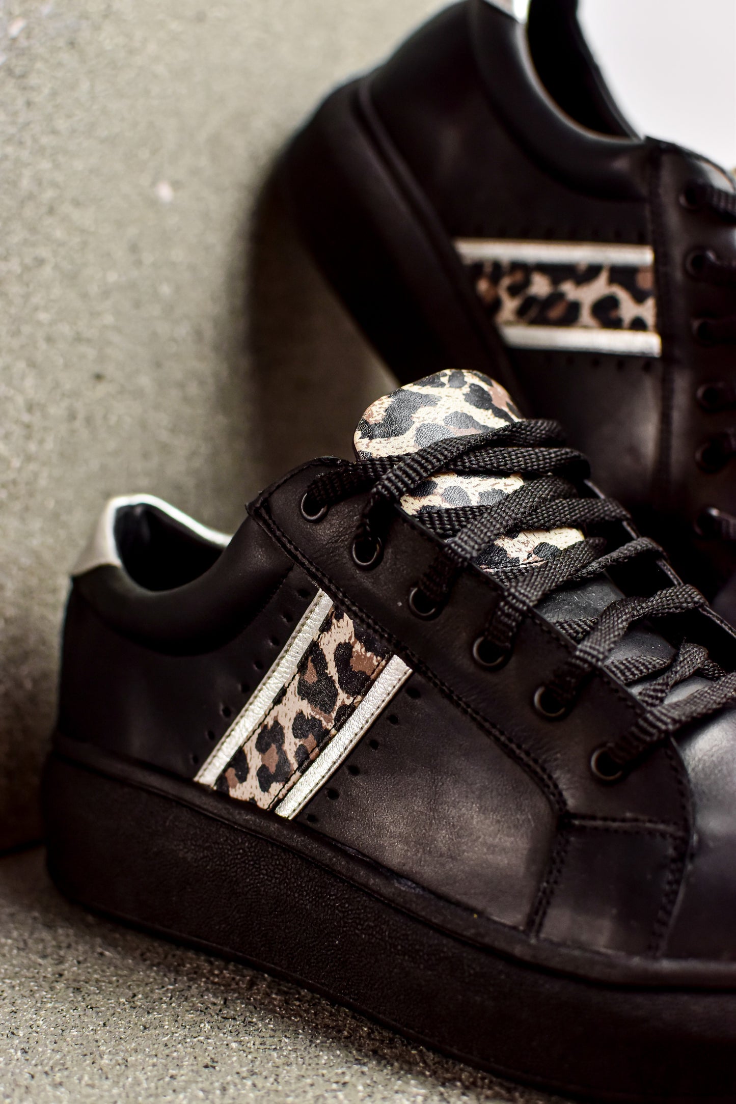 SNEAKER GEMA NEGRO