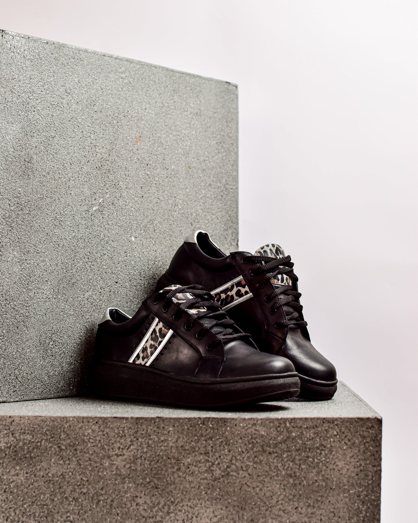 SNEAKER GEMA NEGRO