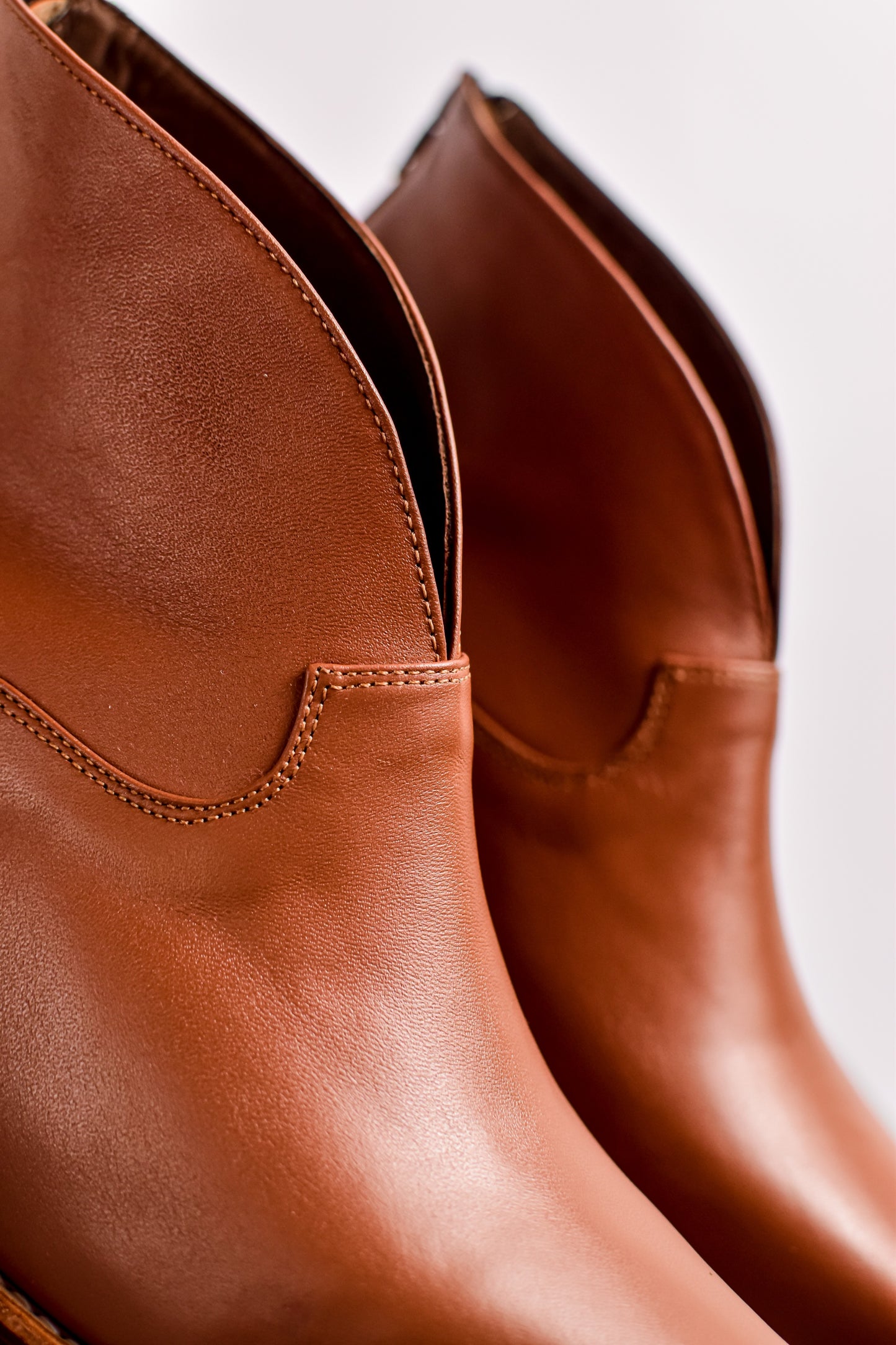 BOTA ANNIA