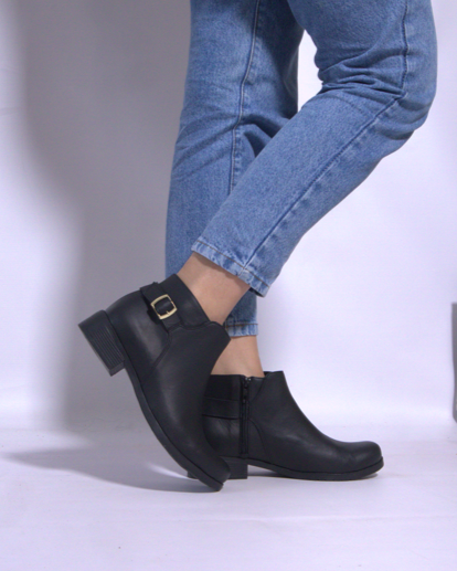 BOTA GABRIELA