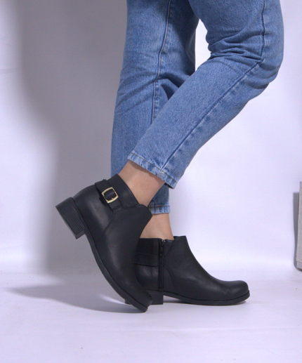BOTA GABRIELA